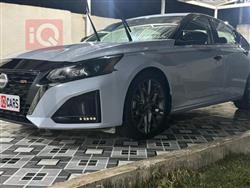 نيسان ألتيما